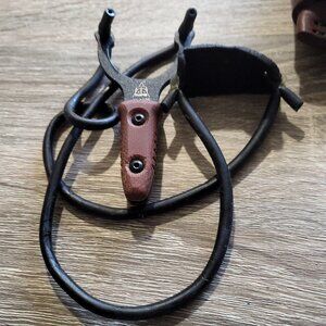 TOPS Mini Slingshot With Tan Micarta Handle